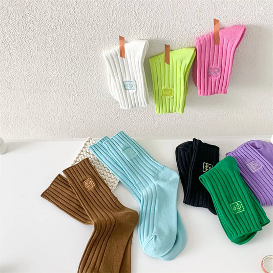 Breathable Ribbed Knit Crew Socks